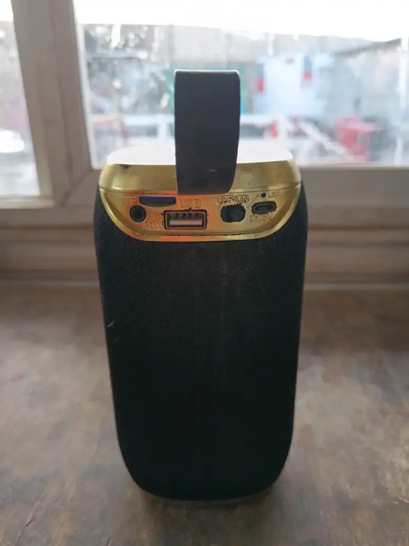 Parlante portátil Amazing con Bluetooth - 3