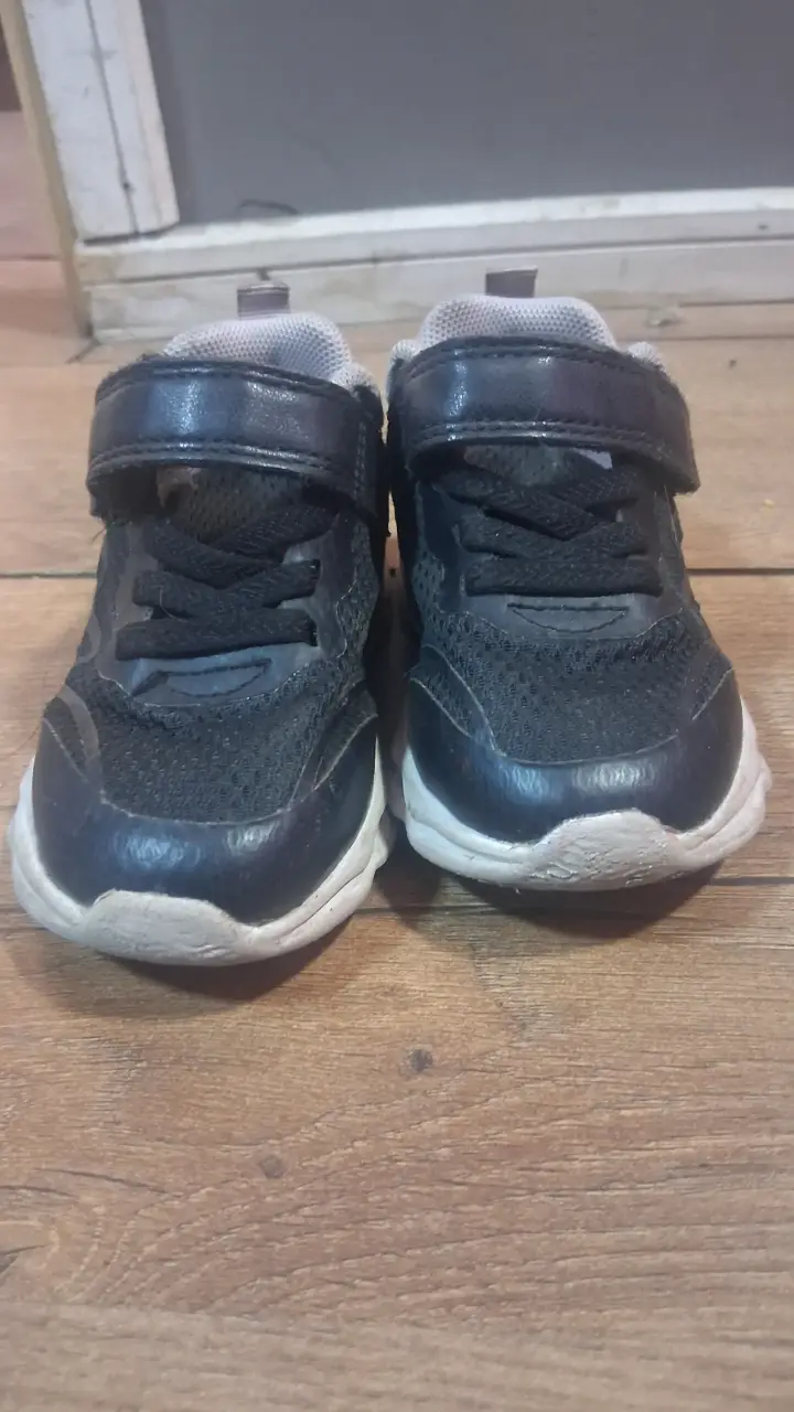 Zapatillas deportivas negras para niños
