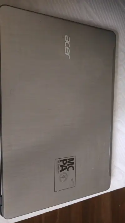 Laptop Acer Aspire f5 573-G - miniatura 1
