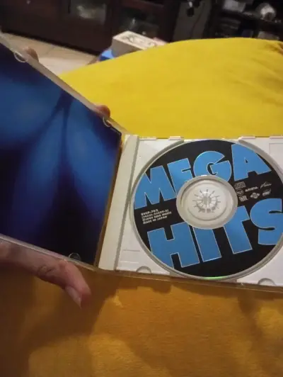 CD Compilación Mega Hits (Edición Japón 1994) - Éx - miniatura 3