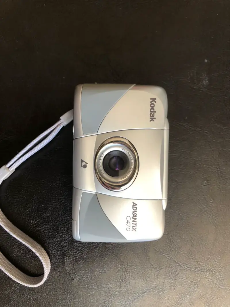 Cámara Kodak Advantix C470 para reparar - 2