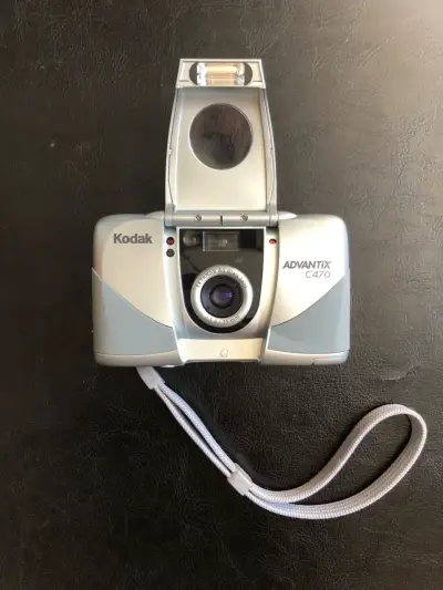 Cámara Kodak Advantix C470 para reparar - miniatura 5