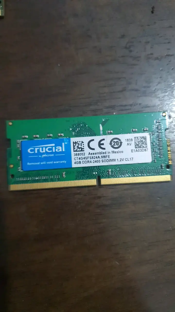 Memoria RAM Crucial 4GB DDR4 2400 SODIMM - 1