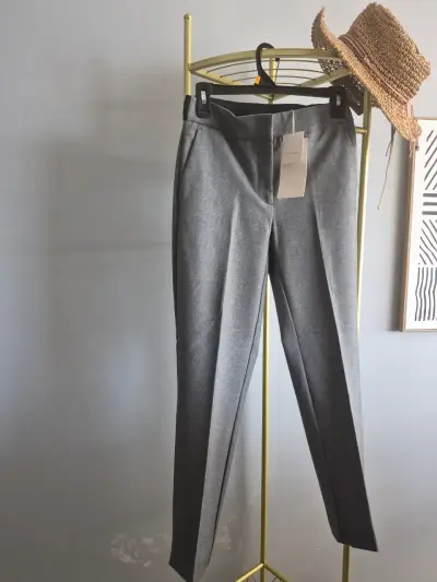 Pantalones de vestir grises para mujer Zara nuevos - miniatura 1