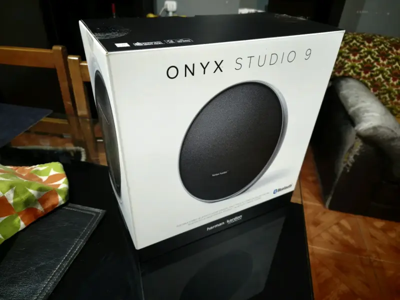 Parlante Bluetooth Harman Kardon Onyx Studio 9 - 1