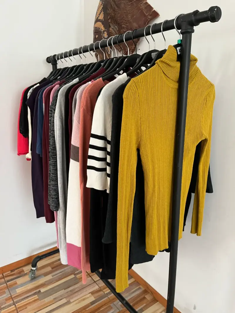 Lote de sweaters de mujer