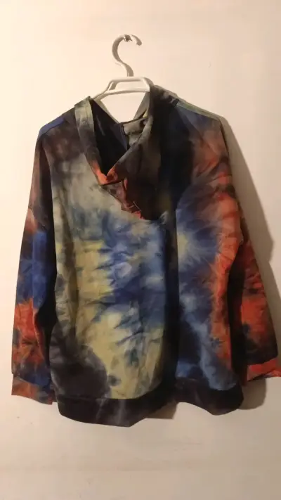 Polerón unisex tie-dye multicolor con capucha - miniatura 4