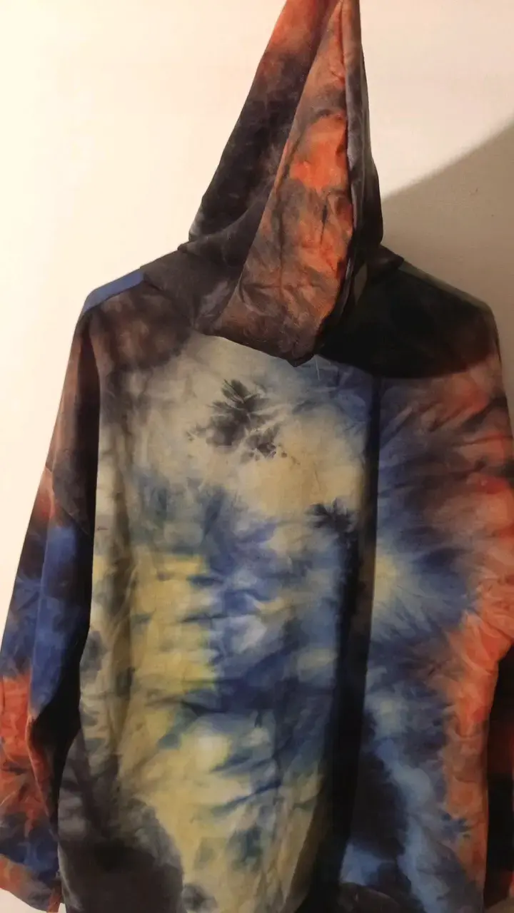 Polerón unisex tie-dye multicolor con capucha - 5