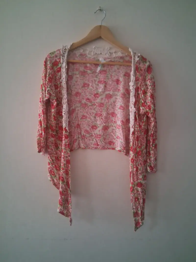 Cárdigan Floral con Encaje para Mujer
