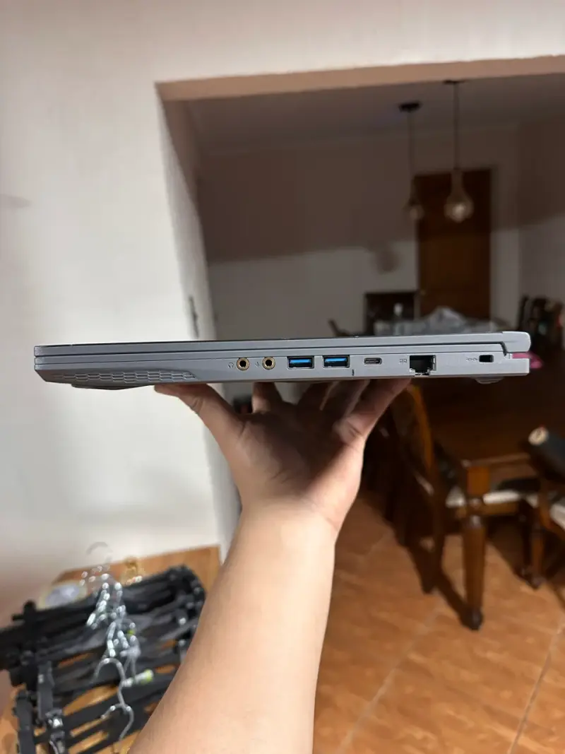 Laptop MSI Gaming en buen estado - 4