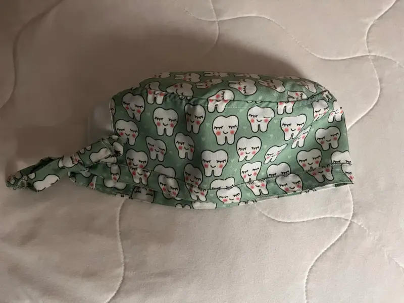 Set de 4 gorros clínicos estampados - 3