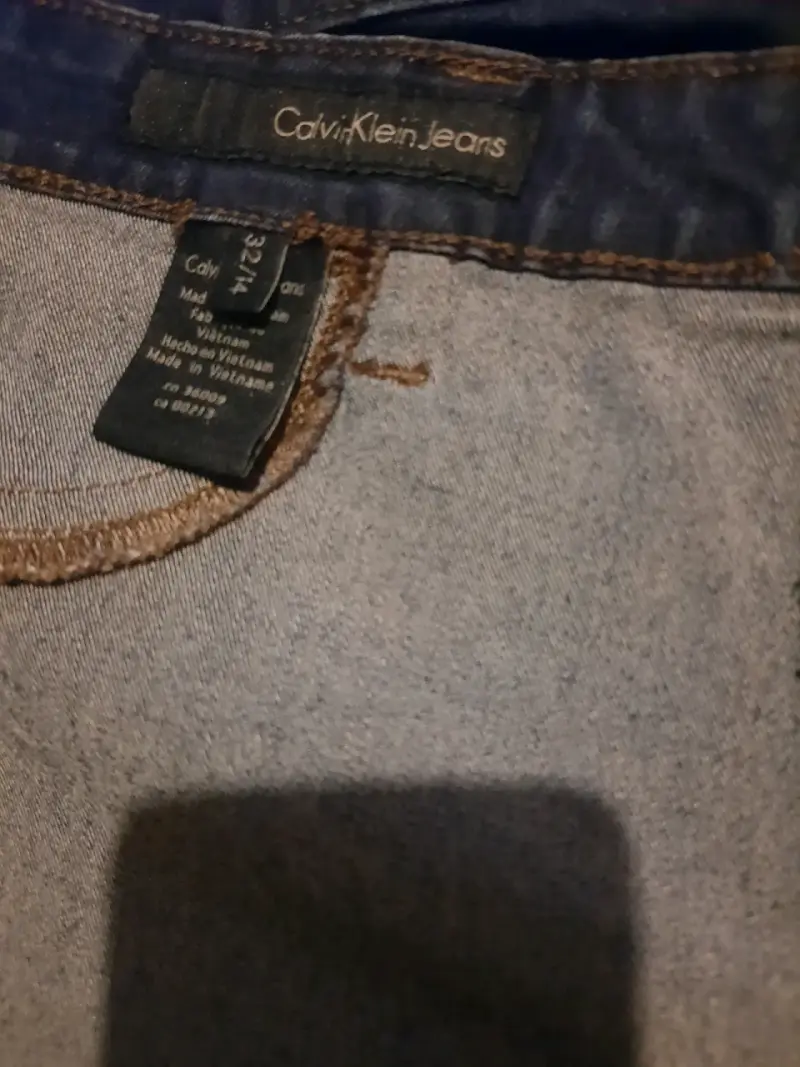 Jeans oscuros Calvin Klein para mujer - 2