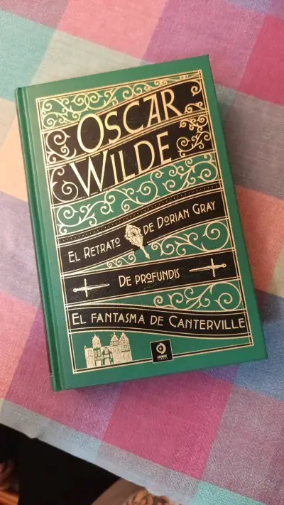 Libro Oscar Wilde Edimat con tres obras - miniatura 1