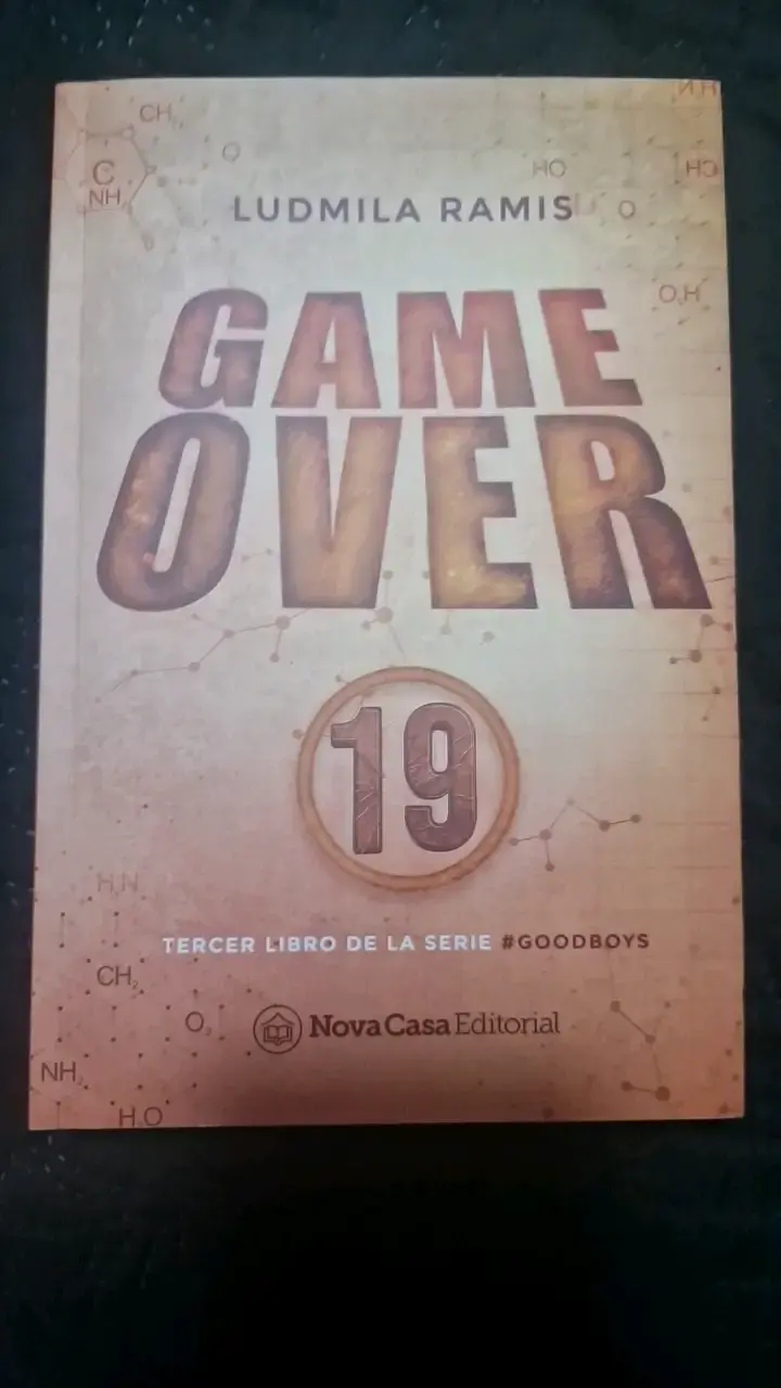 Libro 'Game Over 19' de Ludmila Ramis