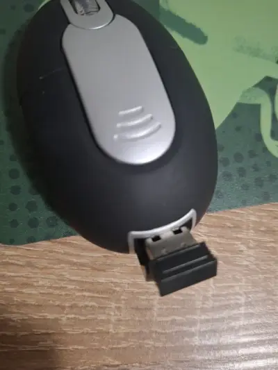 Mouse inalámbrico con receptor USB - miniatura 2