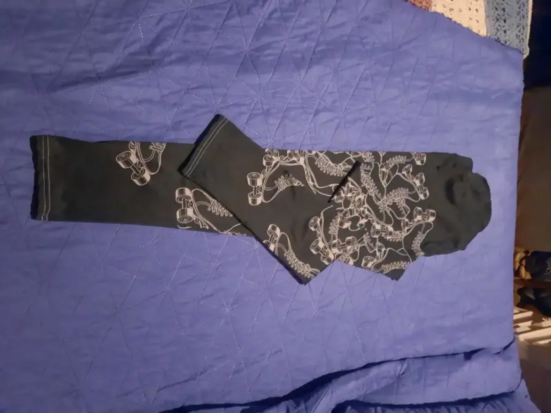 Leggings deportivos con estampado de patines - 3