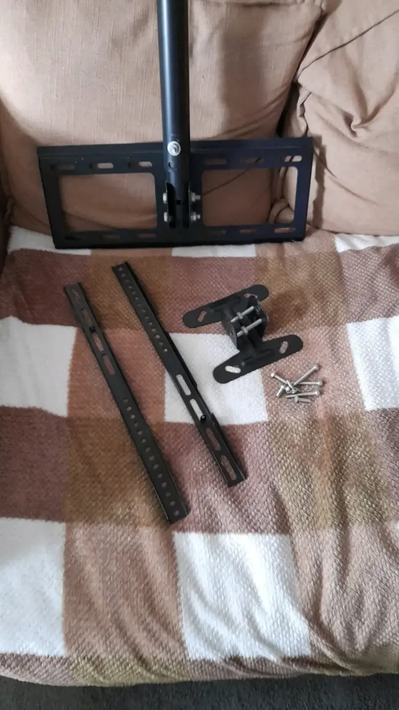 Soporte de techo para TV ajustable - 2