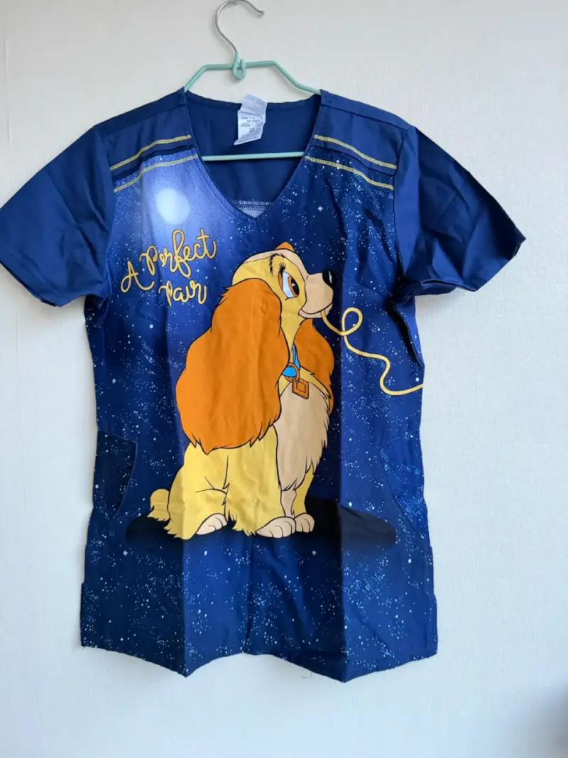 Polera clínica Scrub cotton Dama y el Vagabundo