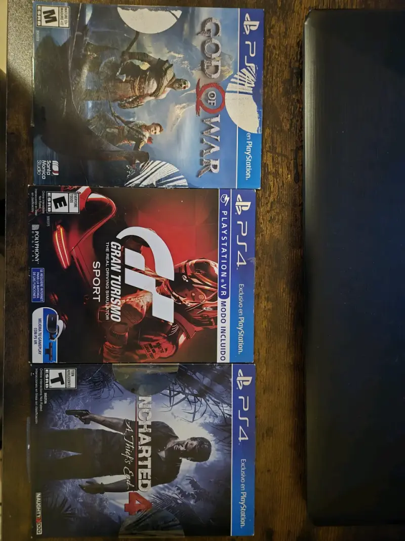 Juegos PS4: God of War, Gran Turismo S