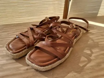 Sandalias planas de cuero café, n°40 - miniatura 2