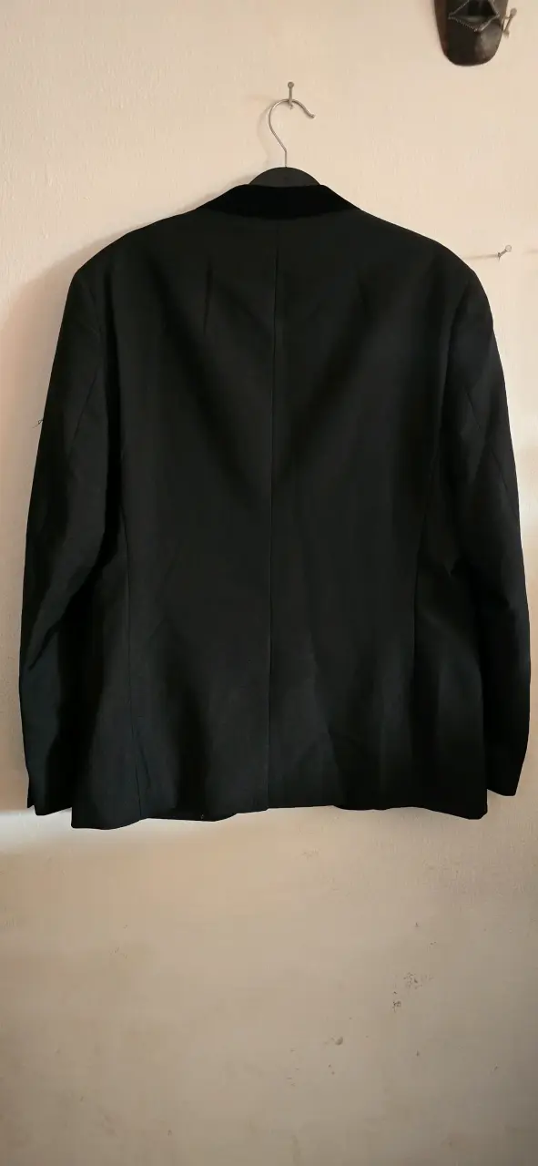 Blazer negro elegante para hombre - 3