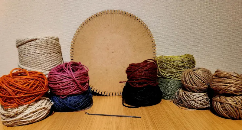 Kit de Telar Circular con Hilos de Colores