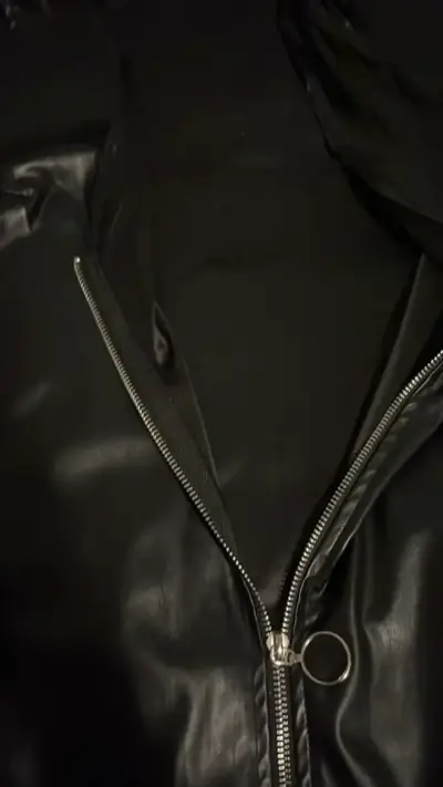 Vestido  sin mangas negro de poliéster - miniatura 2