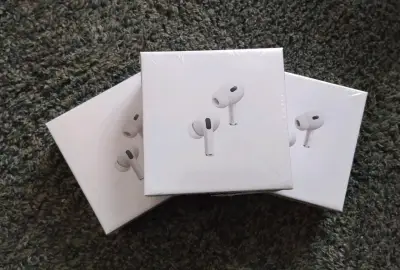 Auriculares inalámbricos Nuevos y Sellados - miniatura 1