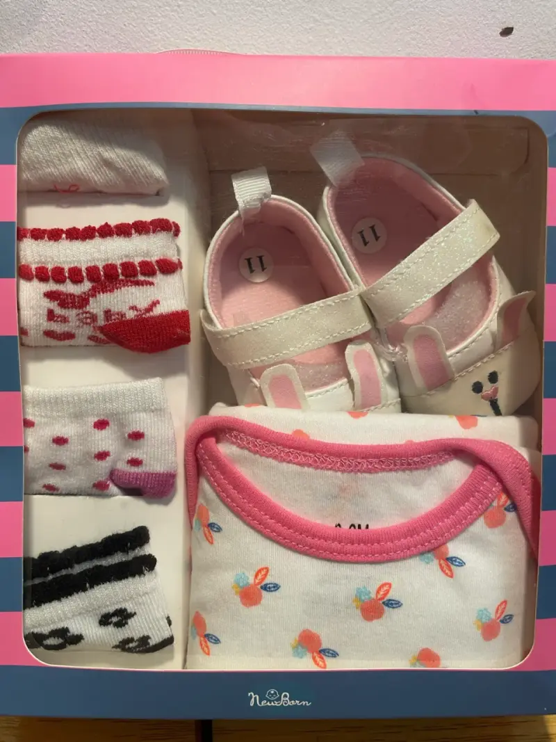 Set de Ropa y Zapatos para Bebé Newborn - 6