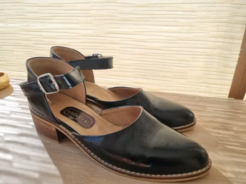 Zapatos de cuero negro con tacón medio n°39 - 3