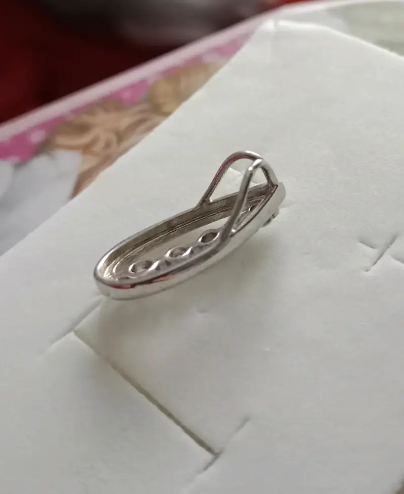 Colgante plata con circonitas en forma de lágrim - 3
