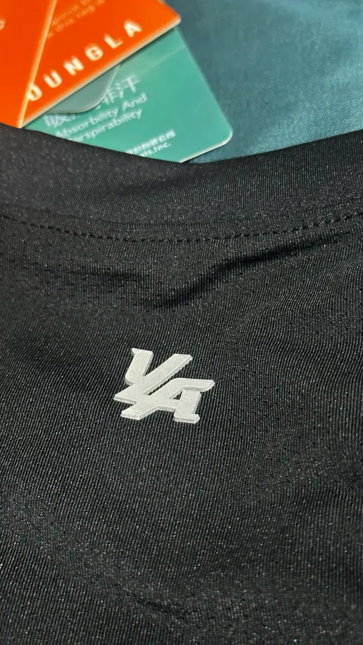 Polera YoungLA talla XL - 4