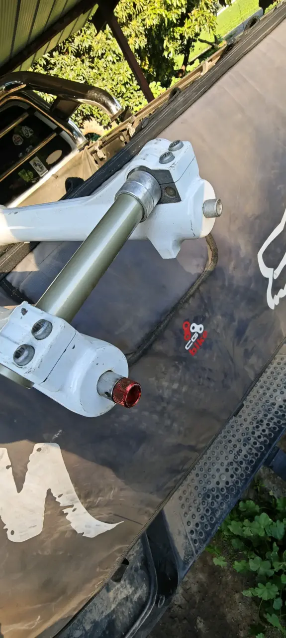 Horquilla cargo Sektor 140 mm para bicicletas aro - 3