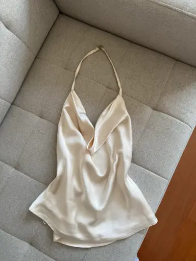 Top de satén crema Zara - miniatura 1