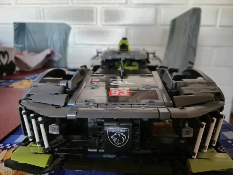LEGO Peugeot Le Mans - 1