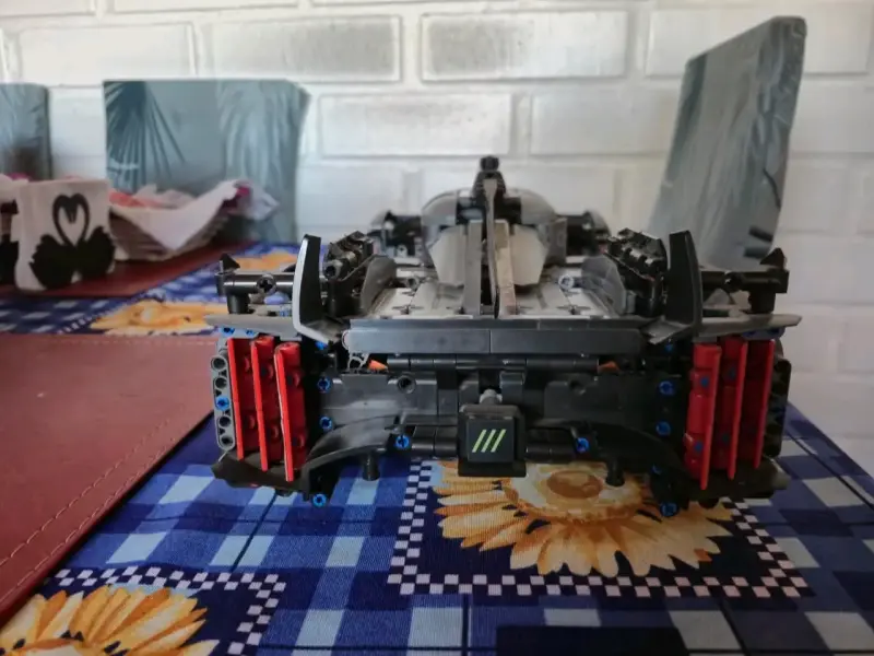 LEGO Peugeot Le Mans - 2
