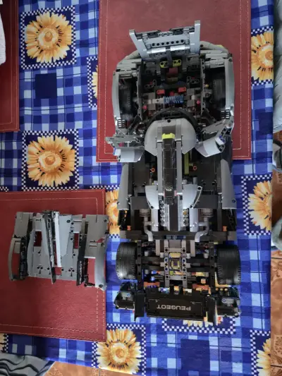 LEGO Peugeot Le Mans - miniatura 6
