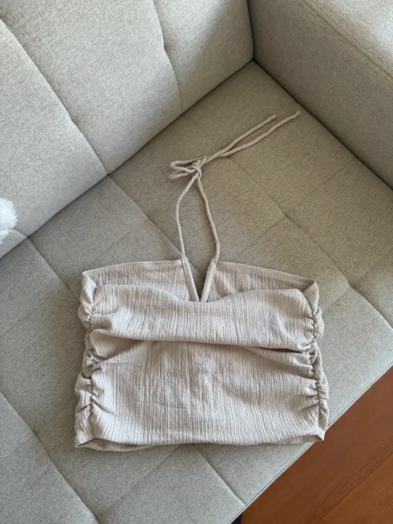 Top strapless beige con fruncido H&M - 2