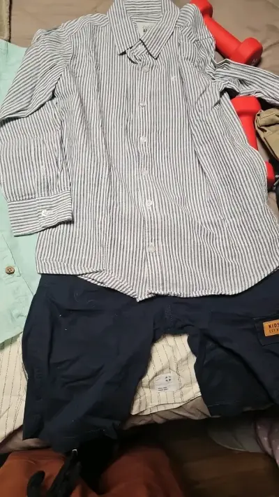 Conjunto de ropa infantil camisa y shorts - miniatura 3