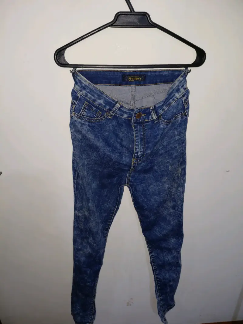 Jeans ajustados azul Menina para mujer