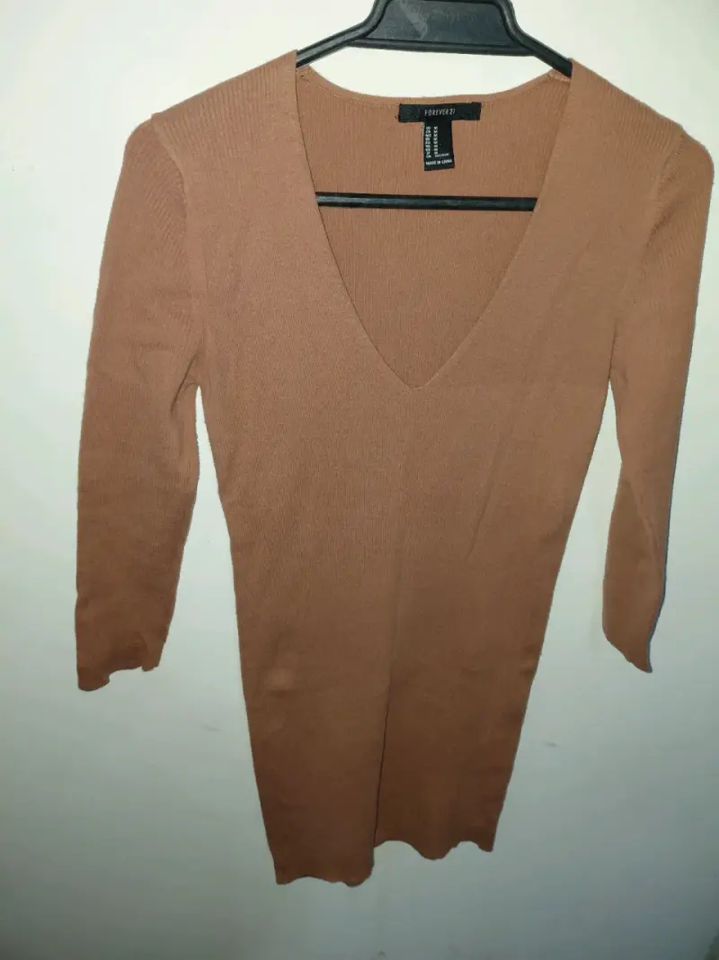 Vestido ajustado marrón Forever 21 talla L