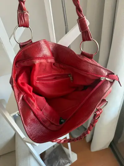 Bolso rojo con asas trenzadas - miniatura 4