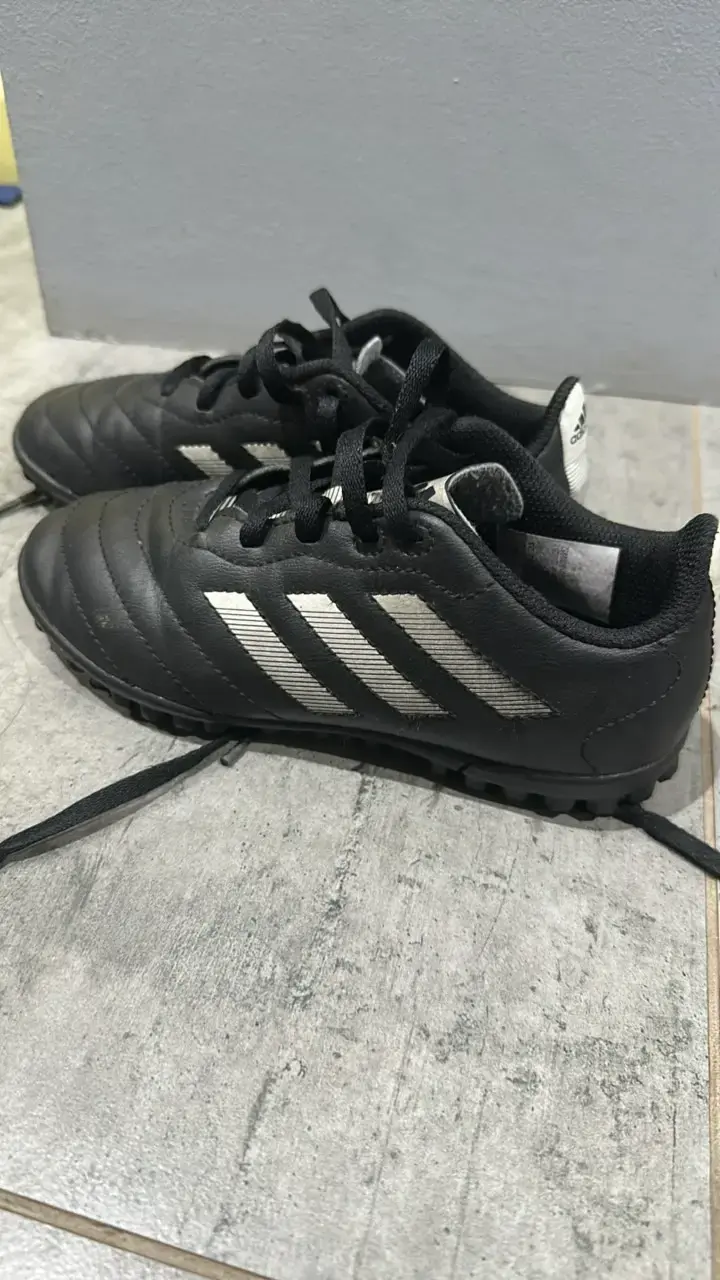 Zapatillas de fútbol Adidas negras 32 1/2 - 3
