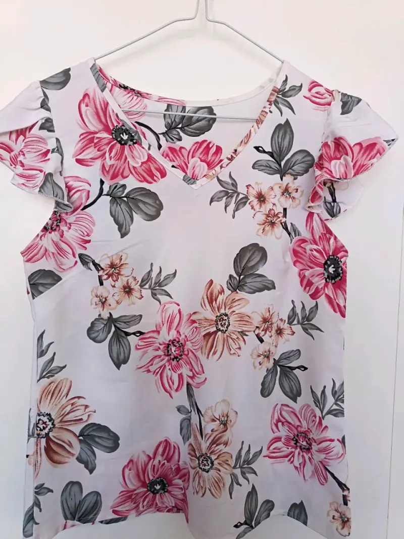 Blusa floral sin mangas para mujer