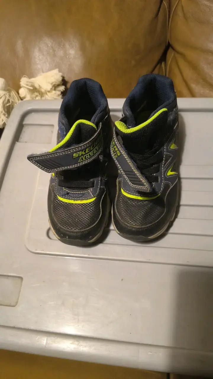 Zapatillas deportivas para niños en varios colores - 3