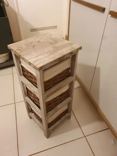 Mueble organizador de madera con cestas - miniatura 2