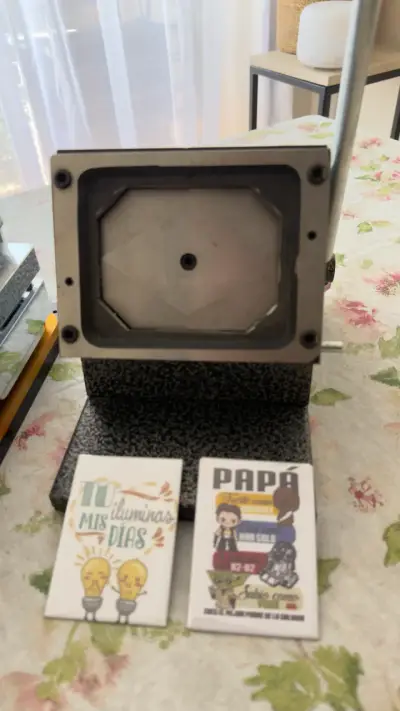 Máquina para hacer chapas con accesorios - miniatura 5