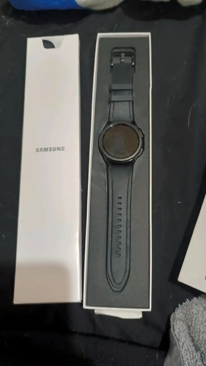 Samsung Galaxy Watch6 Classic en buen estado - 2