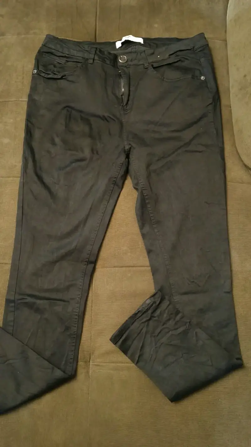 Pantalones negros