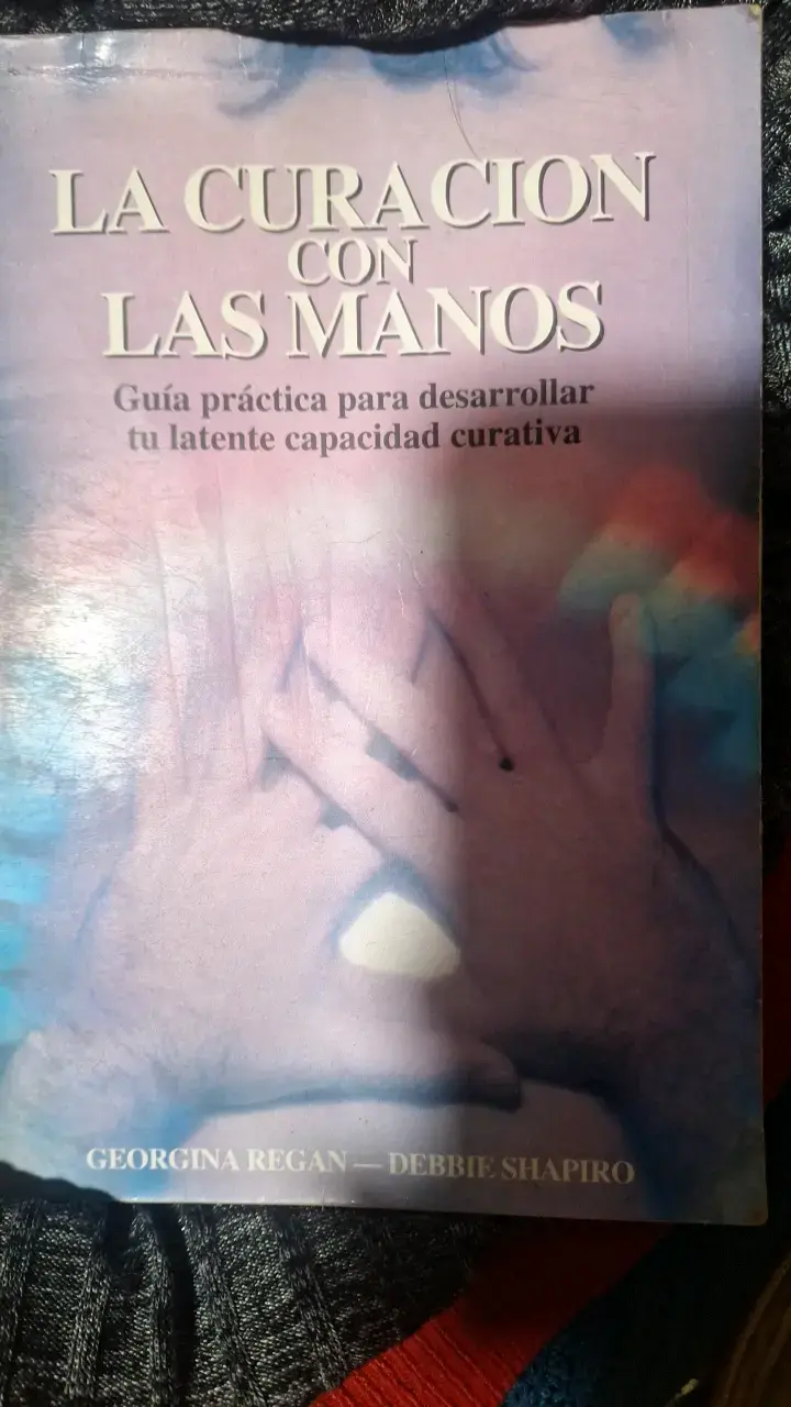 Libro 'La Curación con las Manos' de Georgina Regan y Debbie Shapiro